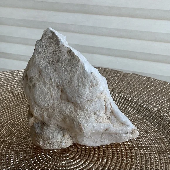 Collector Grade Crystal Geode - Picture 4 of 11